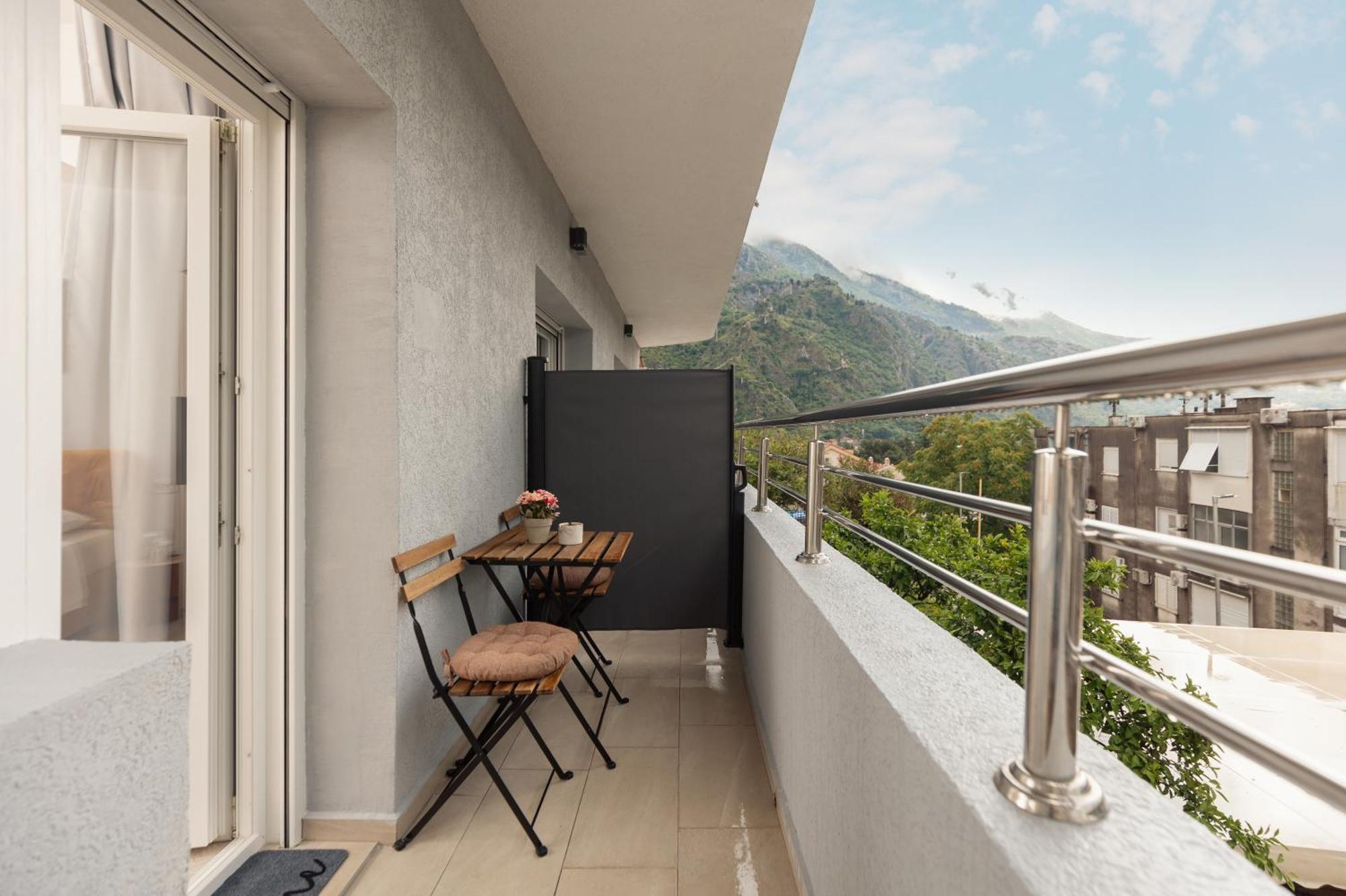 Apartments Time Kotor Exteriér fotografie